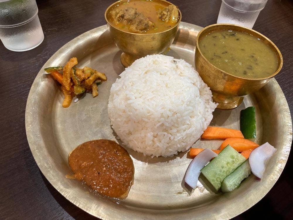 チャウタリレストラン