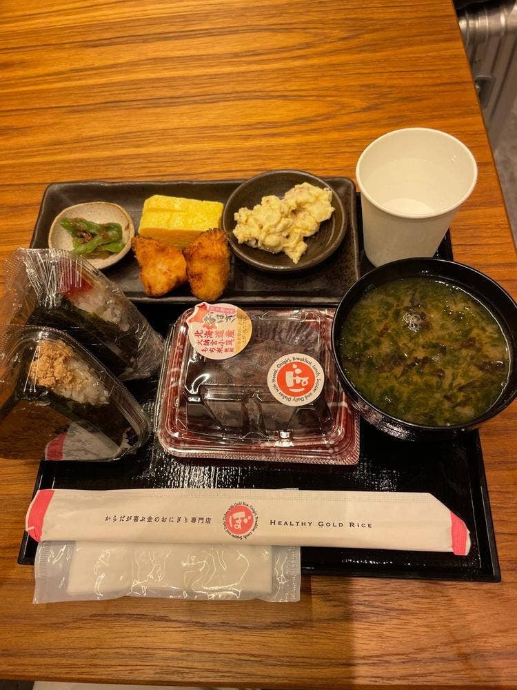 金のおにぎり専門店 ぼんたぼんた JR芦屋店