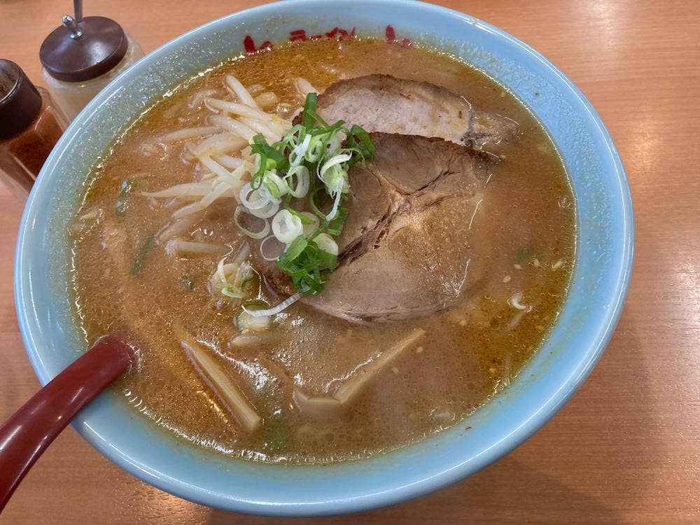 ラーメンさんぱち 苫小牧三光店
