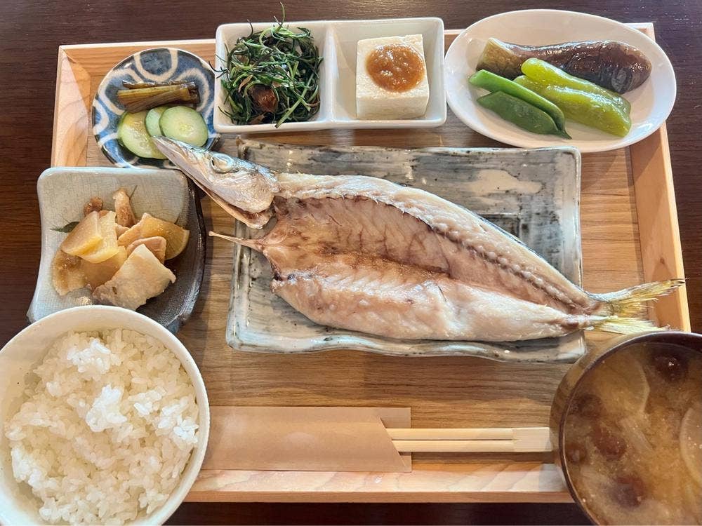 食堂ごあん