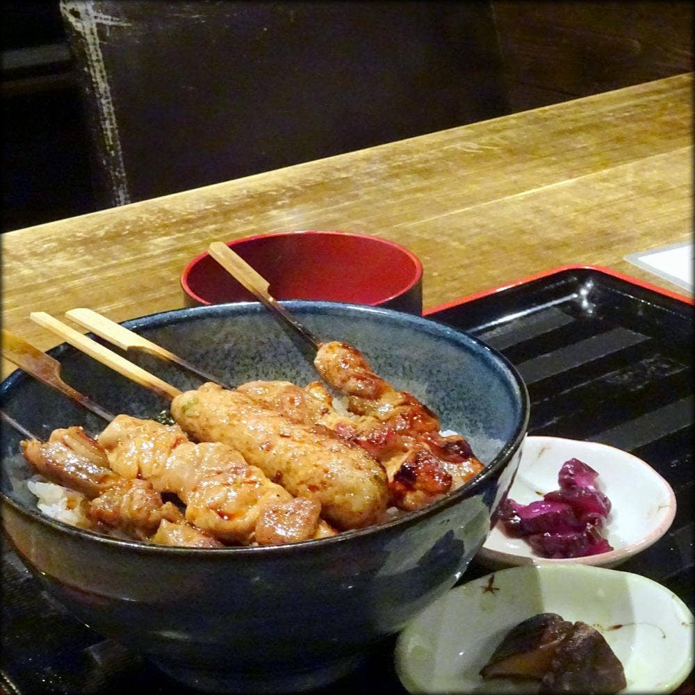 串焼 おでん 根 時計台前店