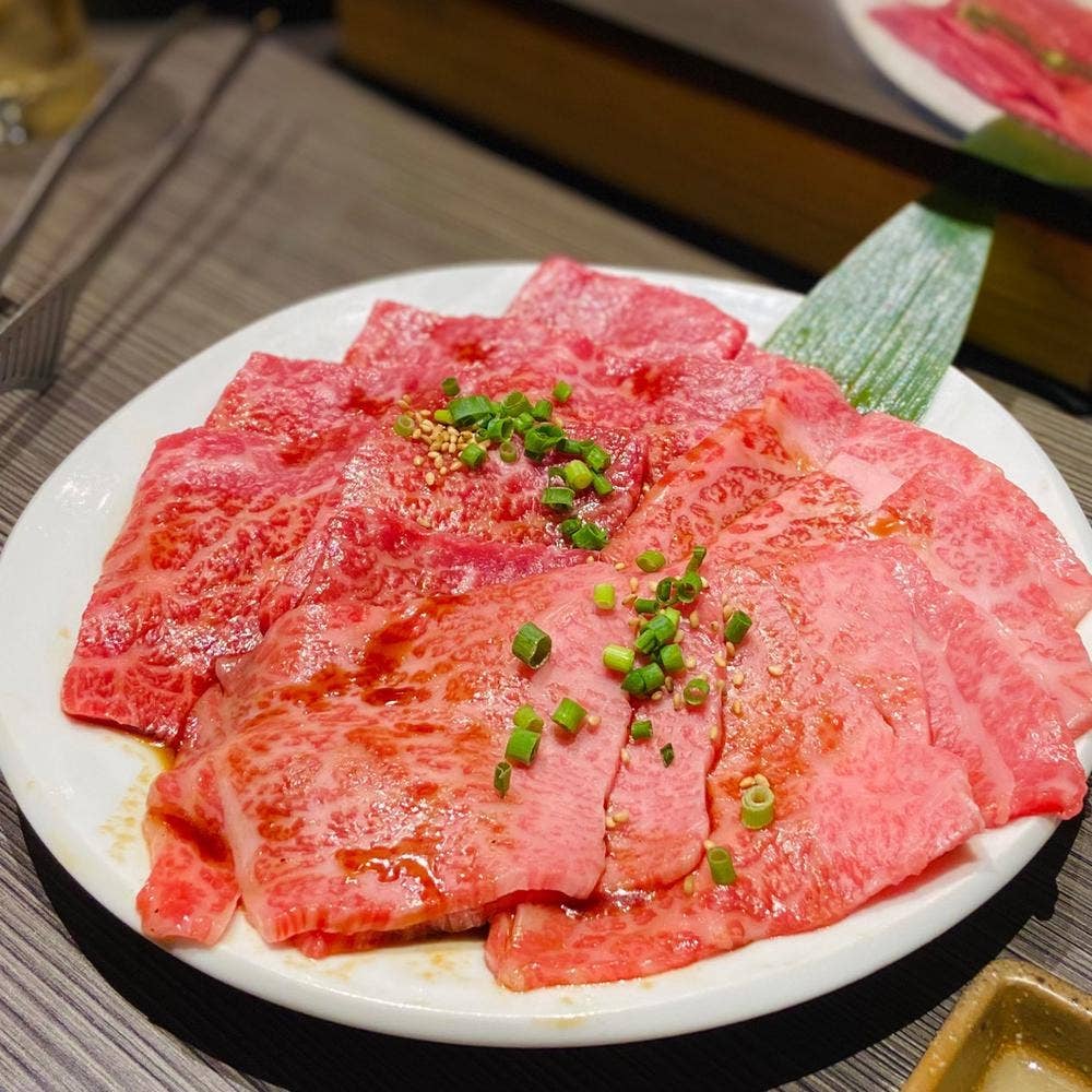 焼肉 いたみ 新宿 はなれ