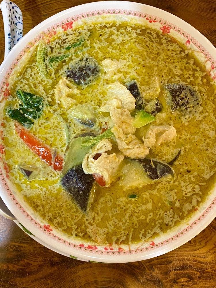 タイ料理 ルアン・ナルモン