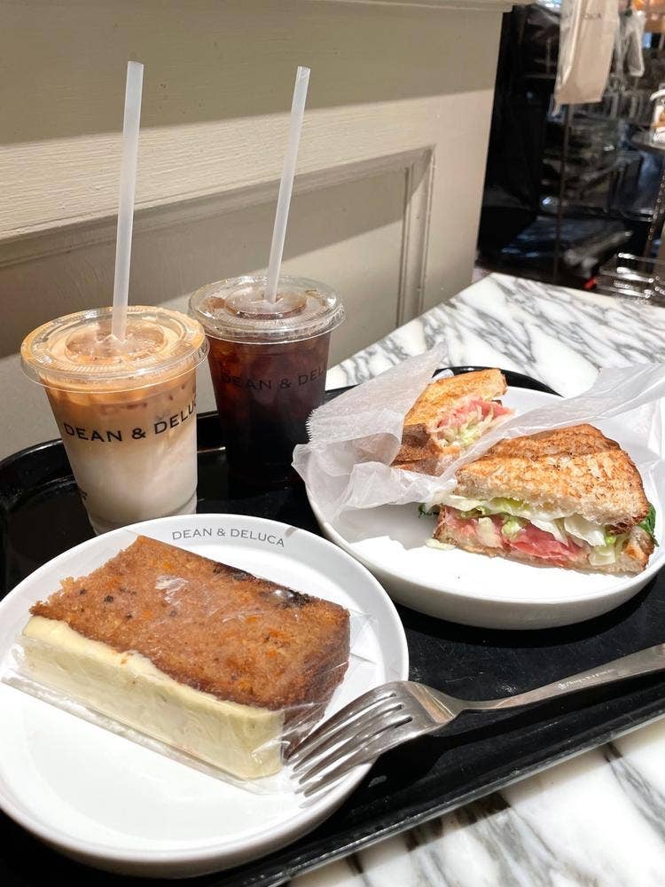 DEAN & DELUCA CAFES 羽田