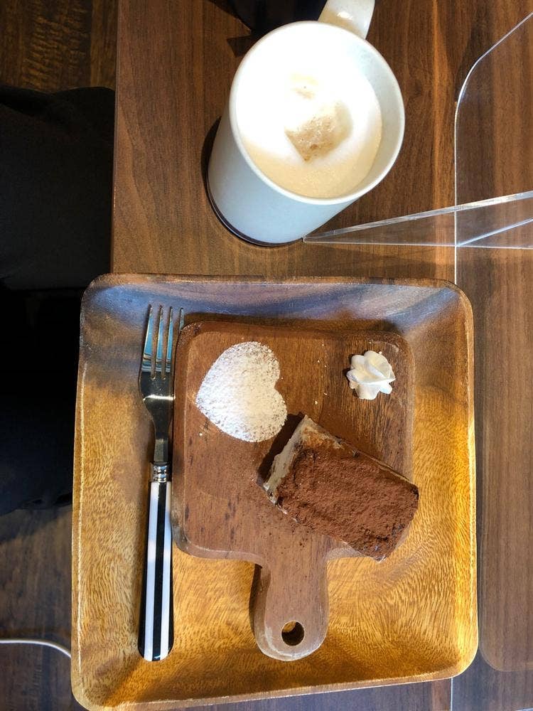 Lovers ROCK CAFE ビナウォーク海老名
