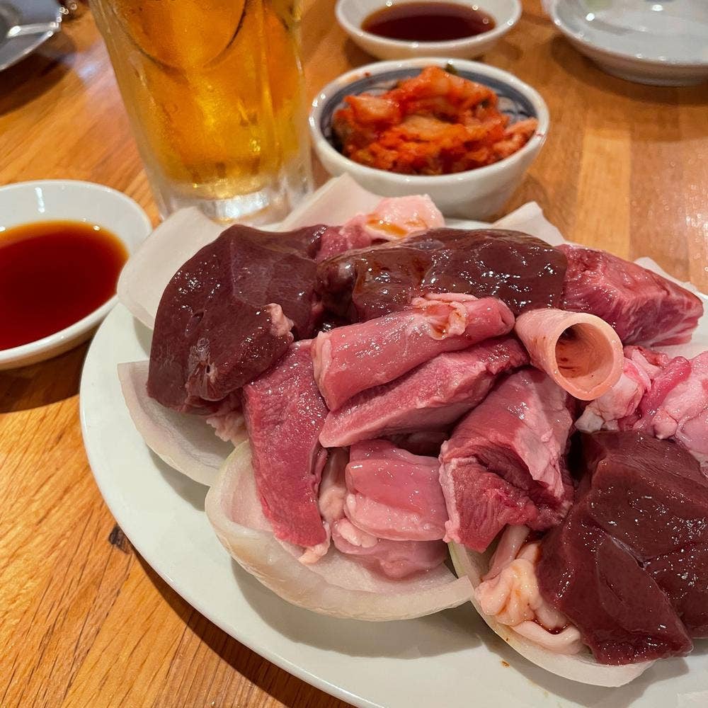 炭火ホルモン焼き 夏冬