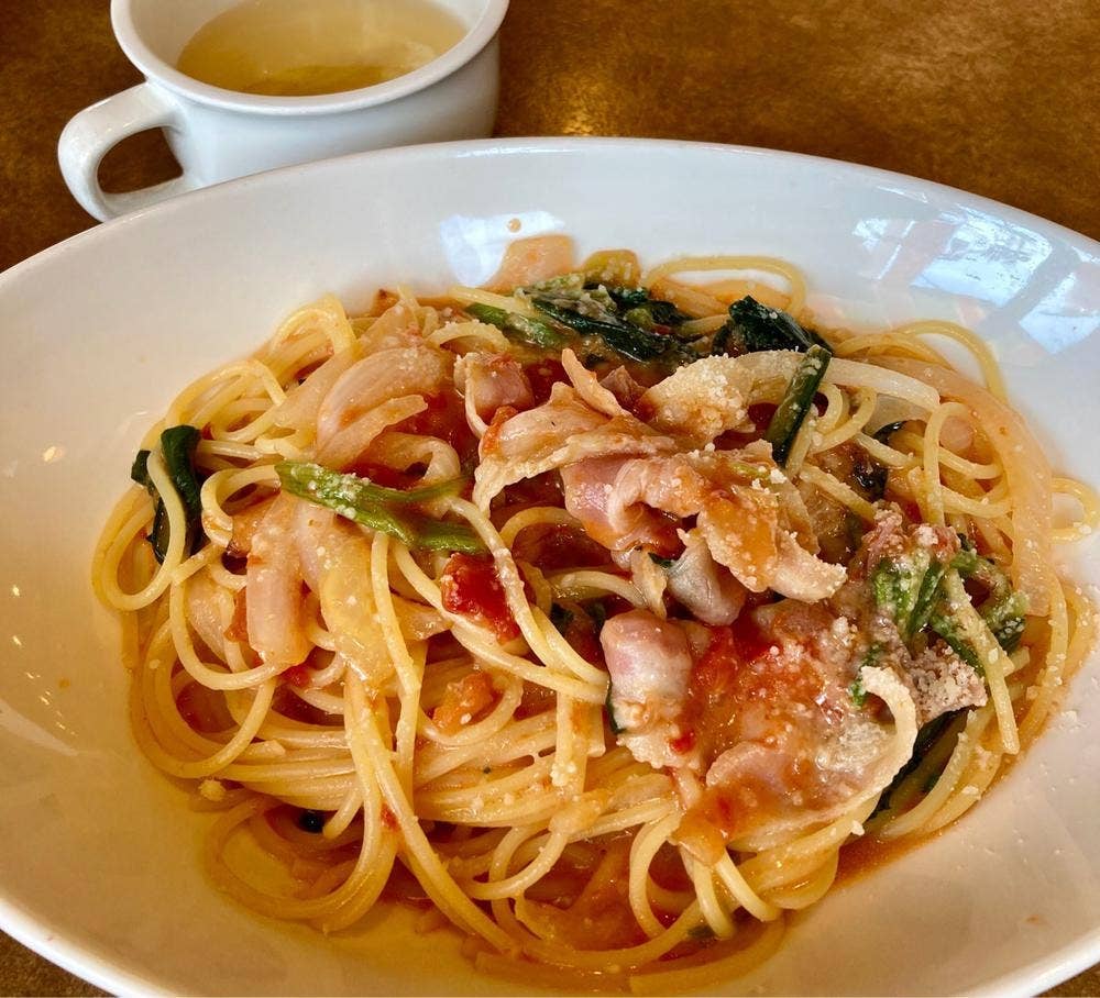 ジョリーパスタ 和白店
