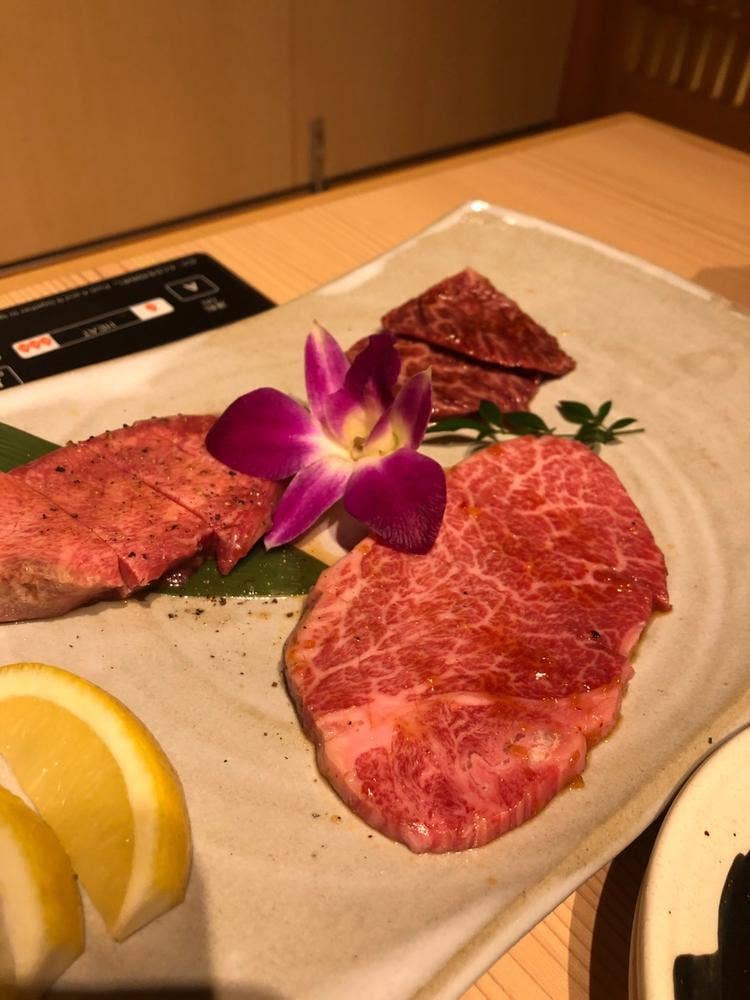 焼肉 彩稟 離れ