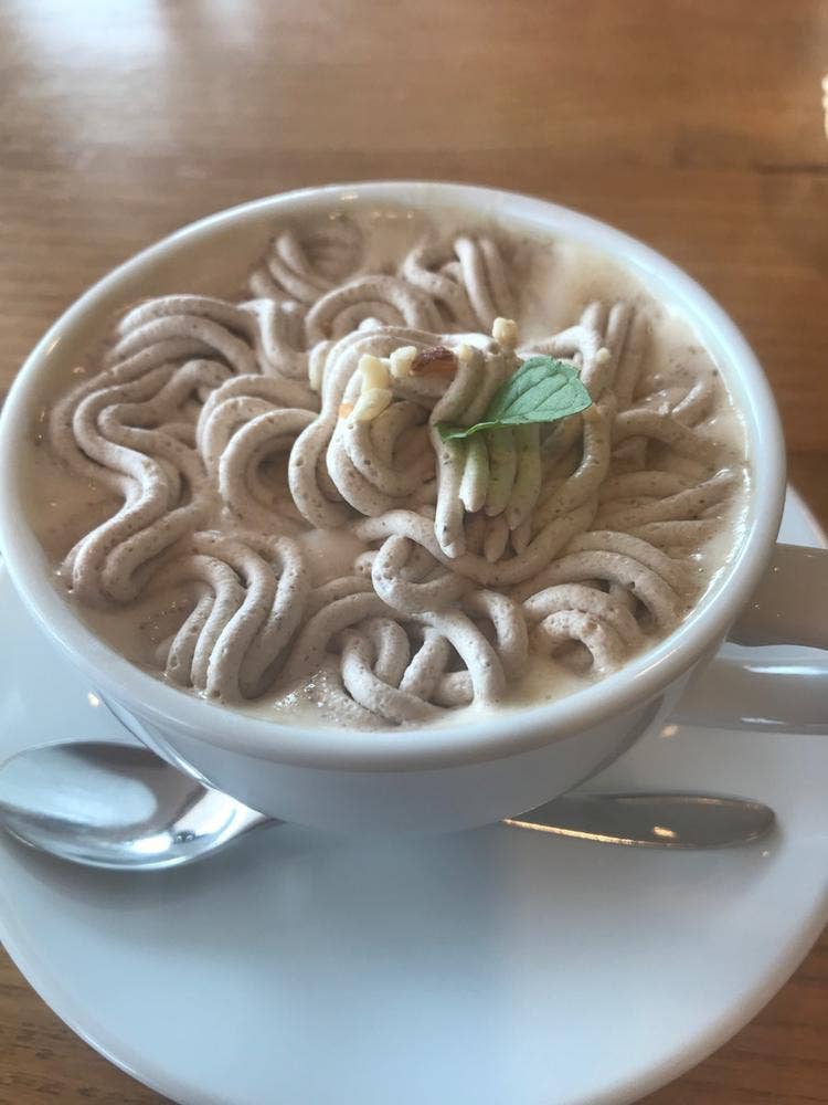 カフェ マルコウ