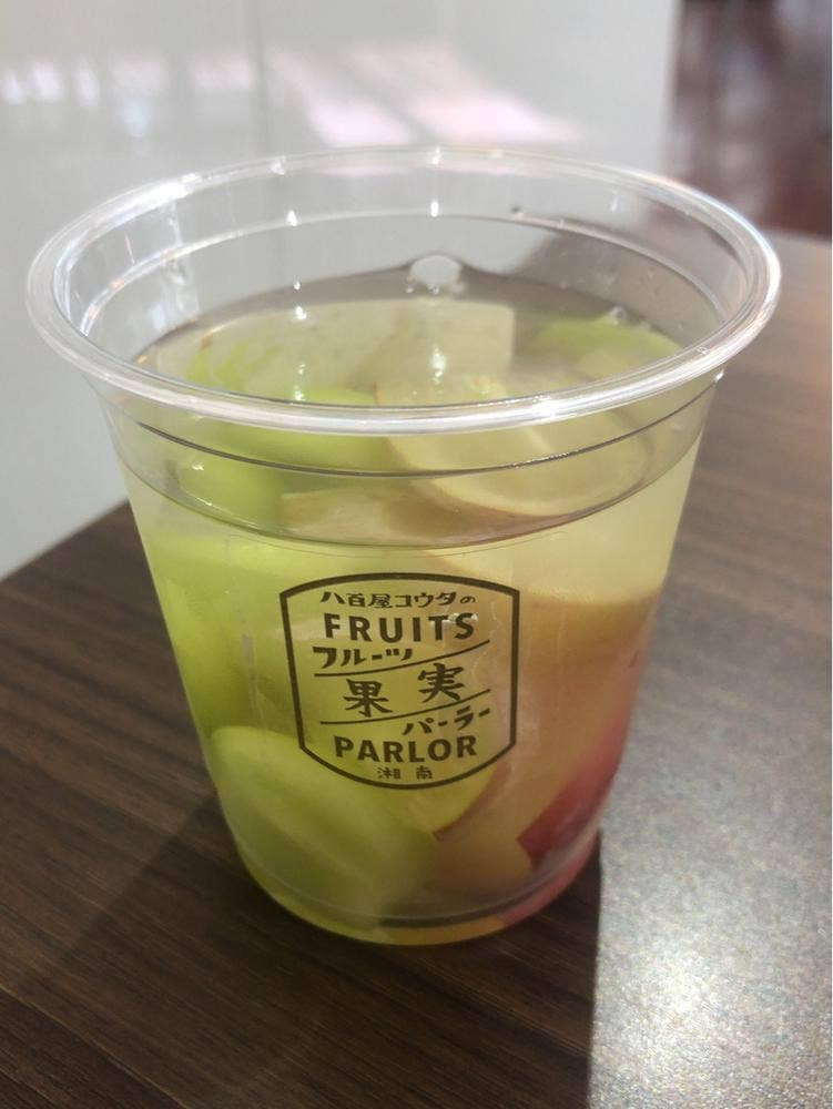 八百屋コウタのフルーツパーラー さいかや藤沢店