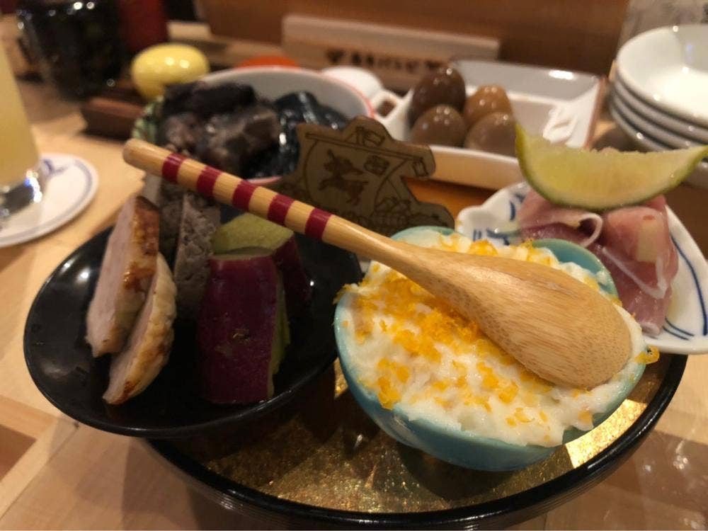 串カツとイタメシ処 金色バンビ