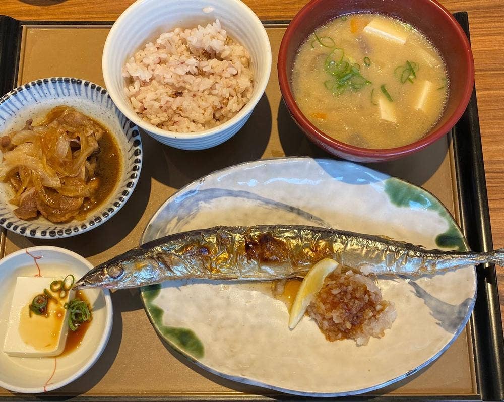 やよい軒 福津店