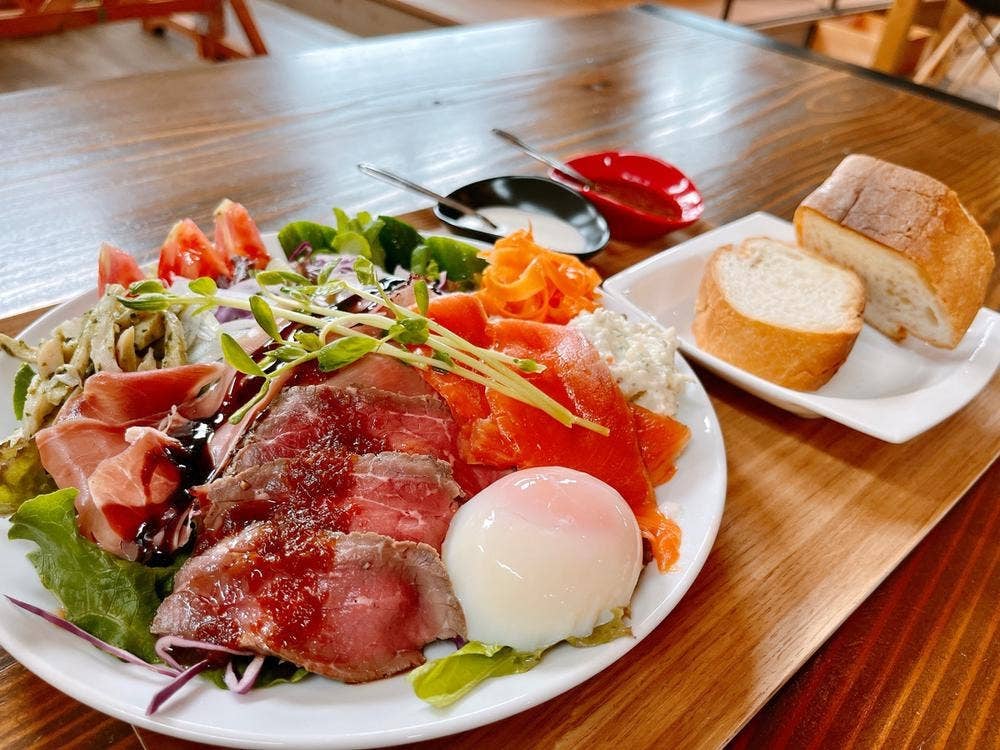 URVIN-CAFE&DINING