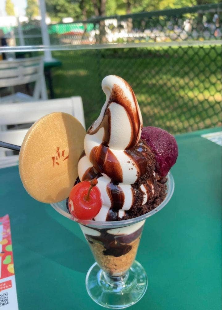 シメパフェ パーラーエノキ