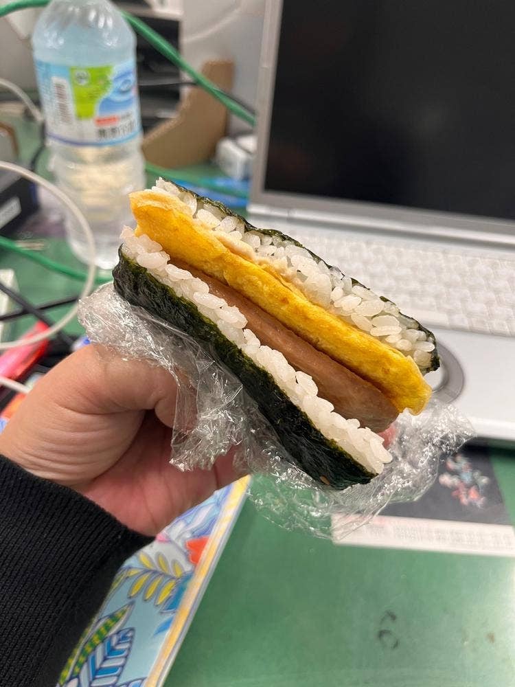 ポークおにぎりや ブヒ