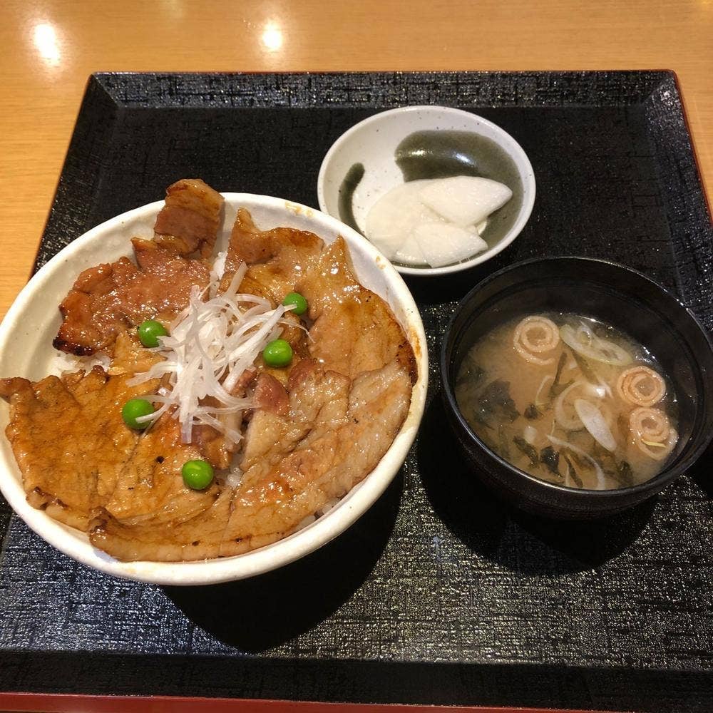 ぶた一家