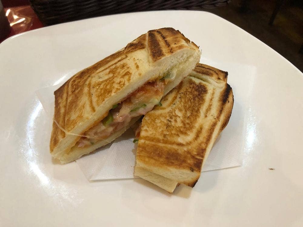 華