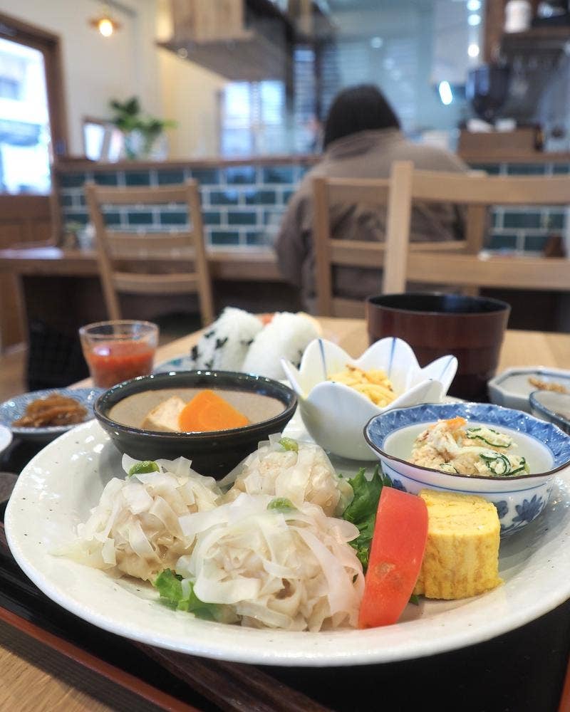 nooma_cafe