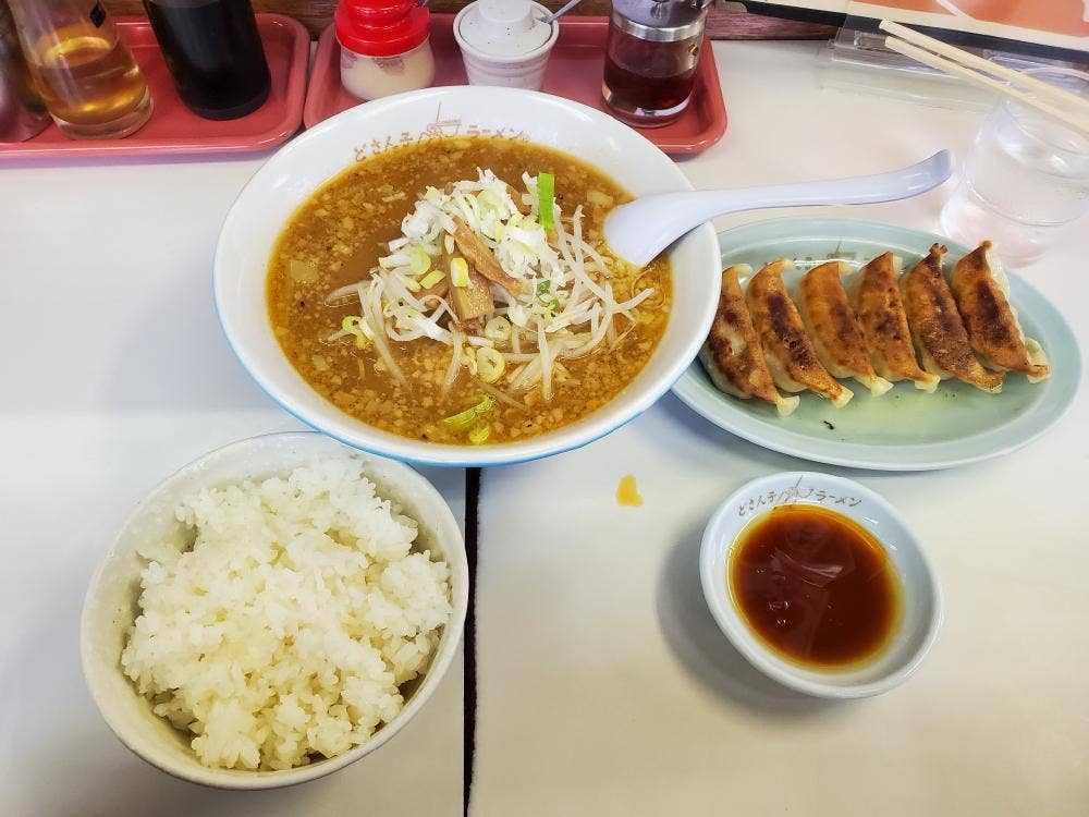 どさん子 小湊店
