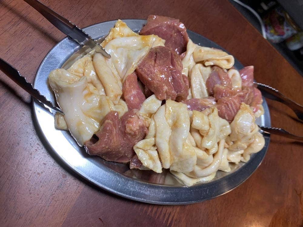 炭火焼きホルモン べした