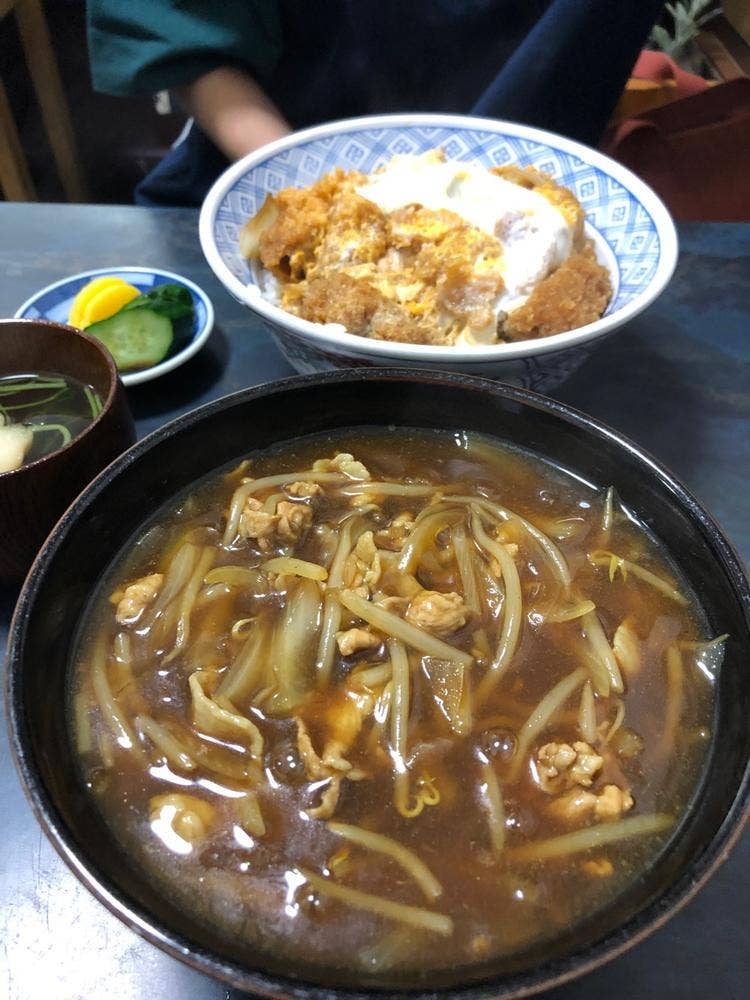本牧 栄屋