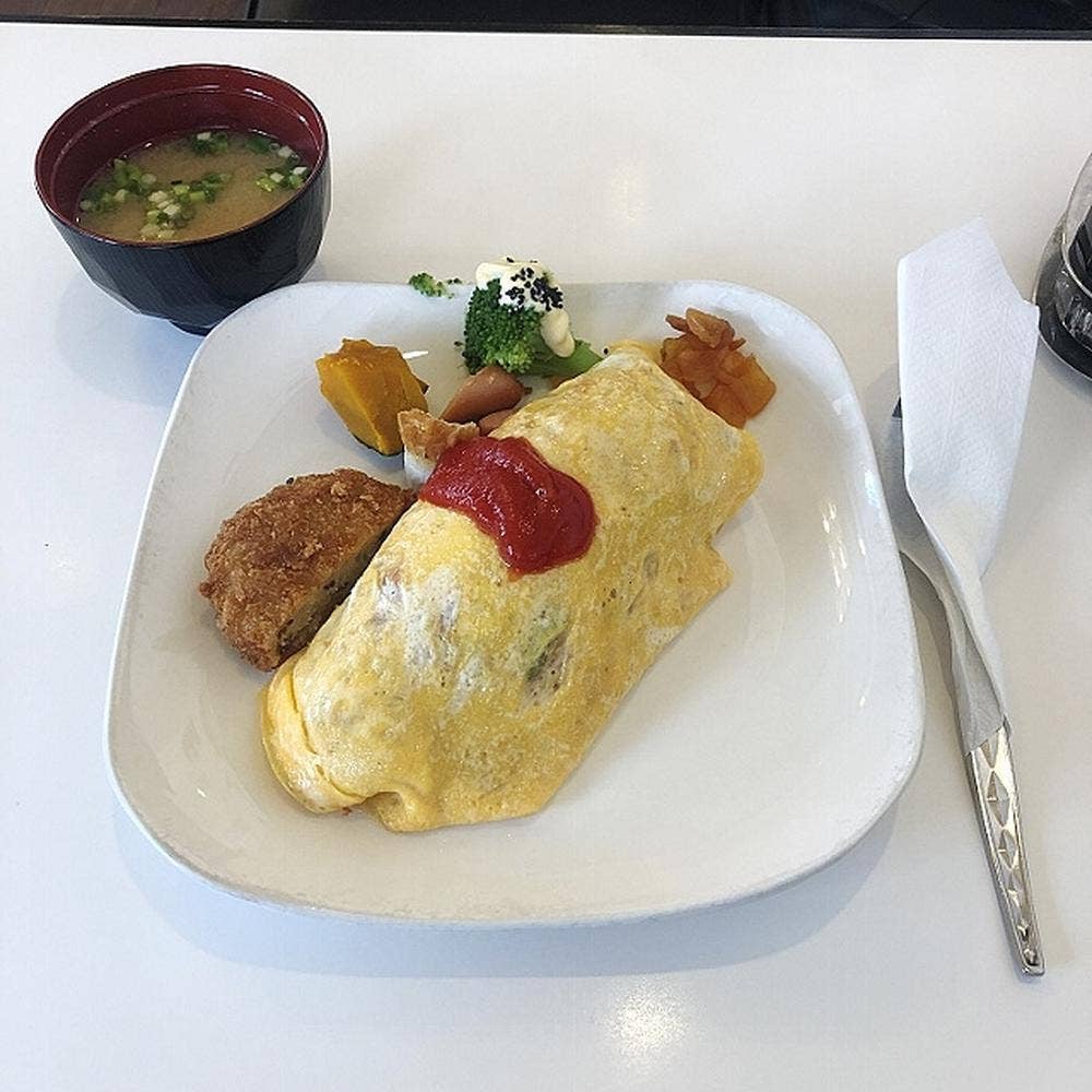 鴻
