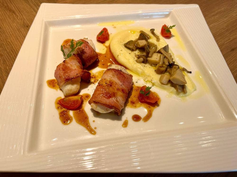 World Wine Bar by Pieroth 横浜元町店