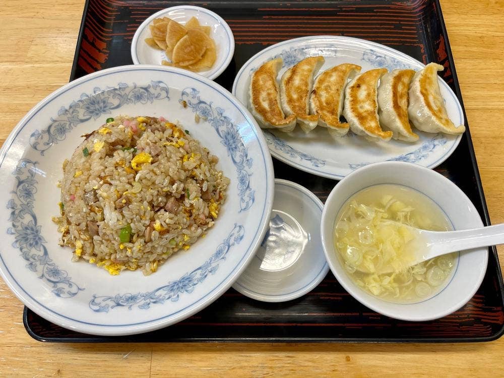 ぎょうざの満洲 蒲生駅店
