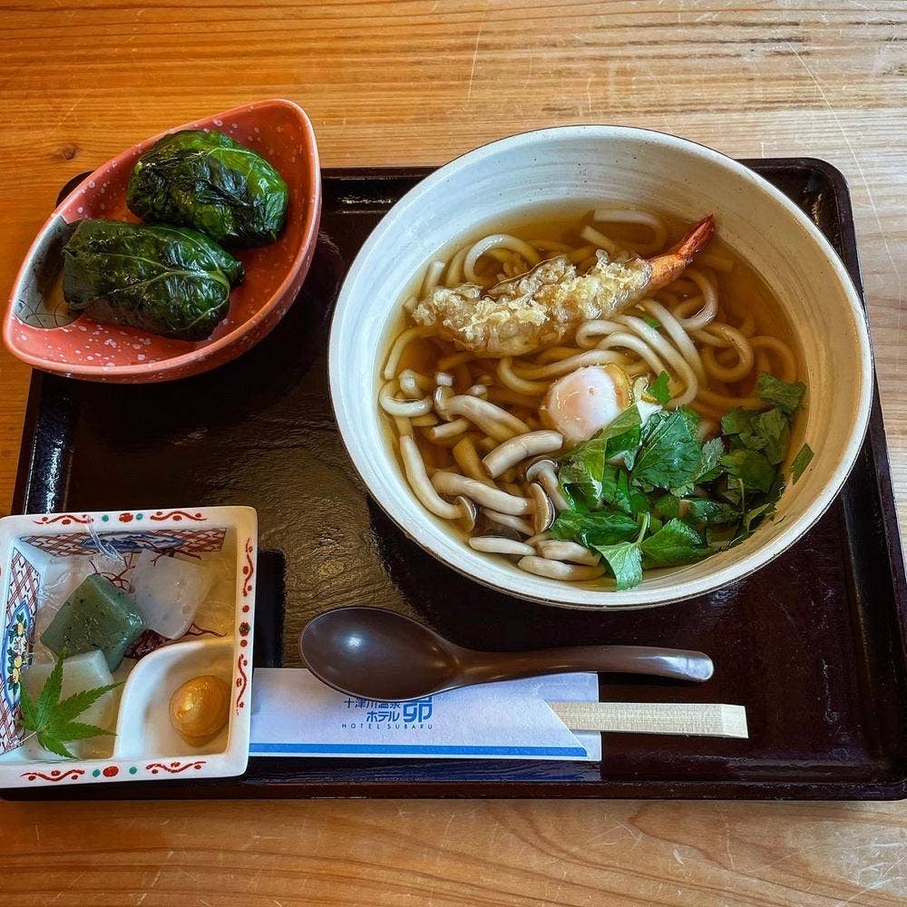 レストラン石楠花