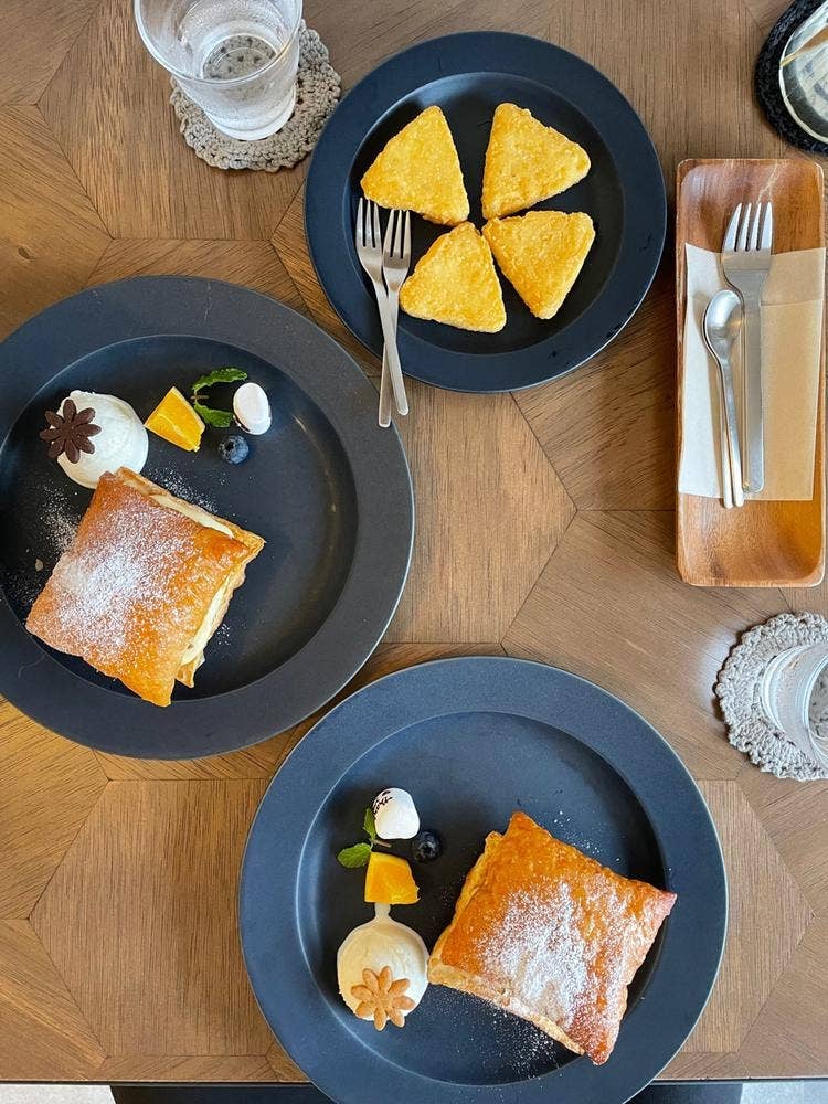 BAKE bread&sweets