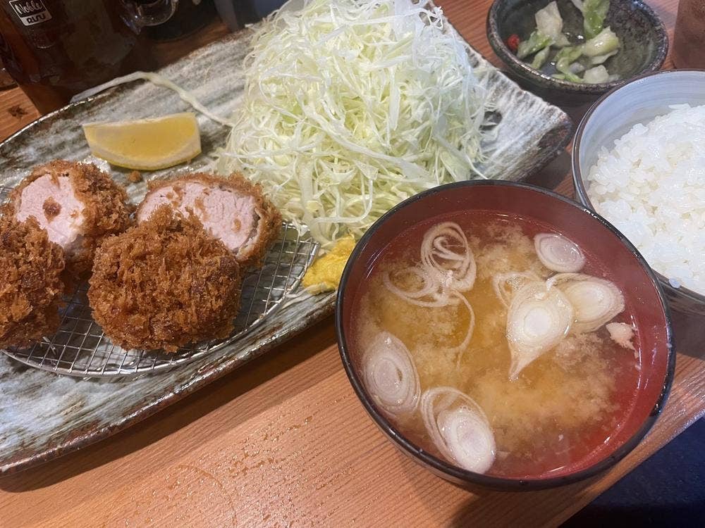 とんかつ専門店 がんばり亭