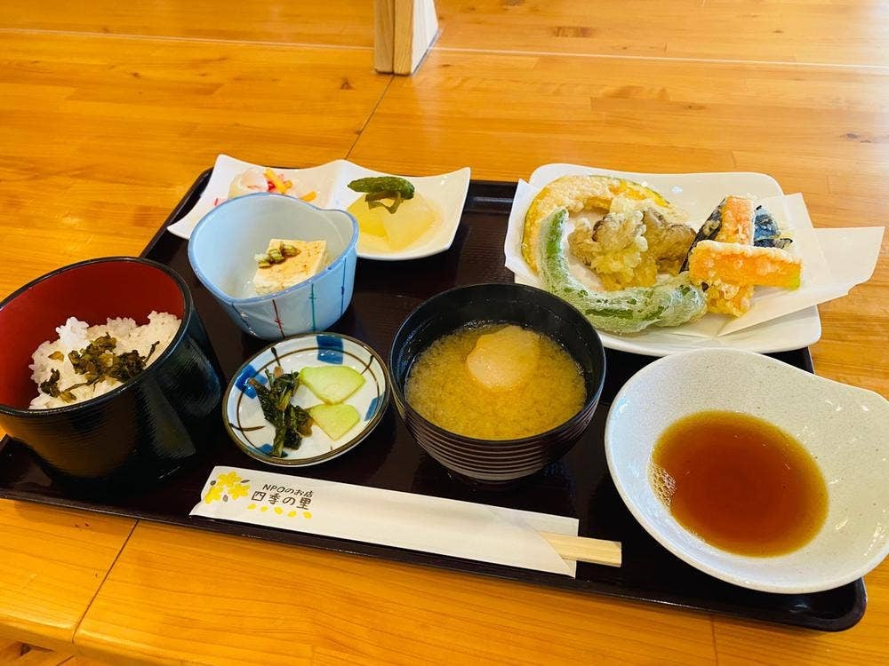 NPOのお店 四季の里