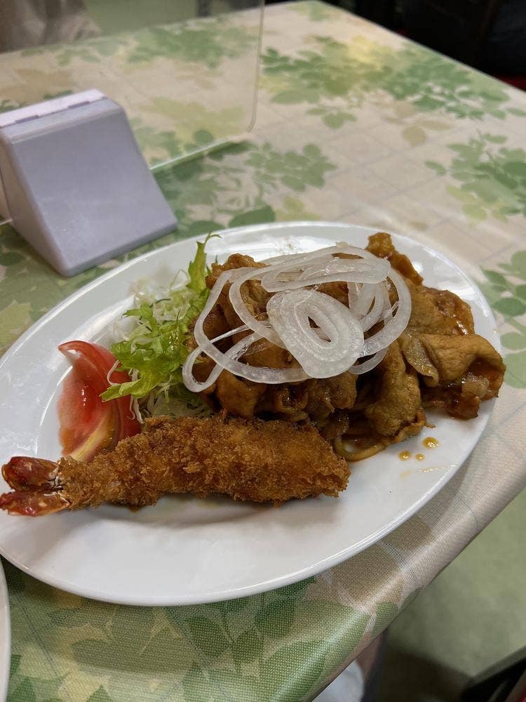 レストラン ボリューム