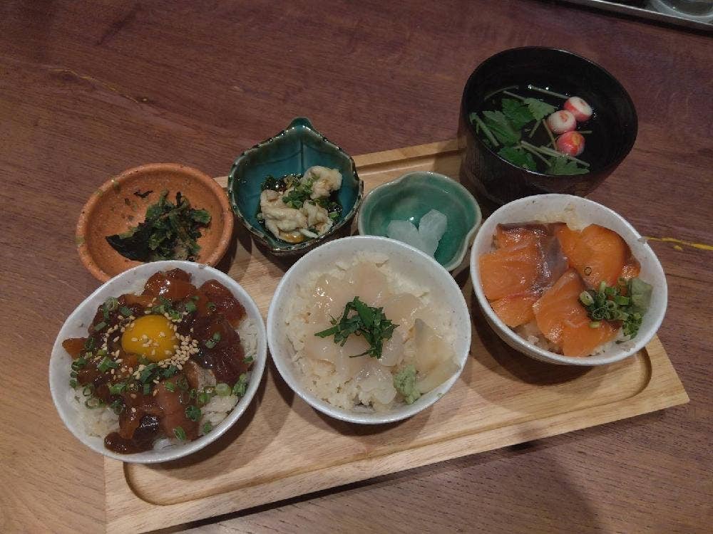 丼と魚LEE