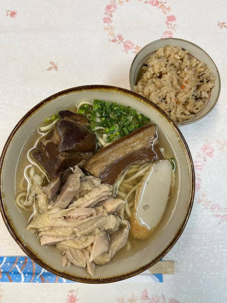 伊覇そば