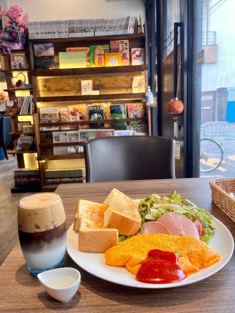 カフェ ド モア