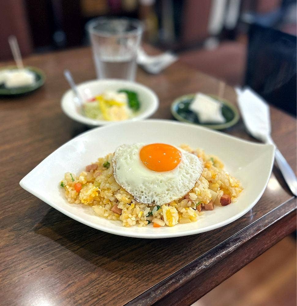 純