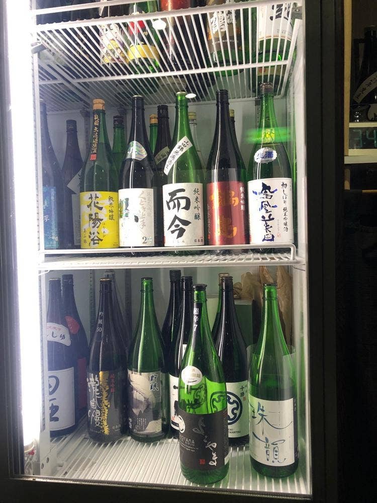 日本酒バー 六福