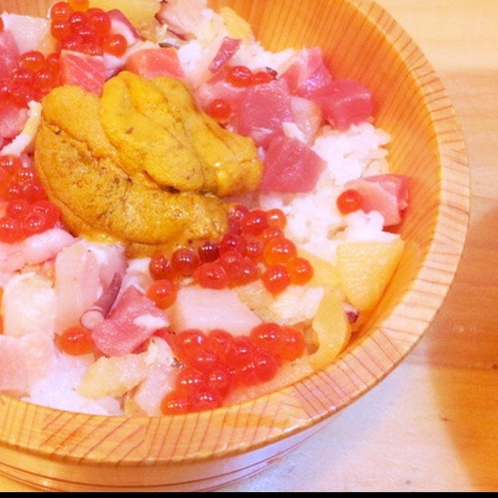 築地ハレの日食堂