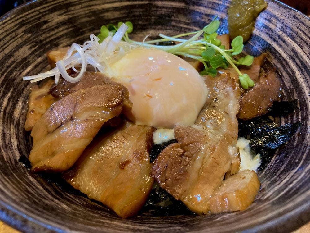 丸太小屋レストラン びんずる