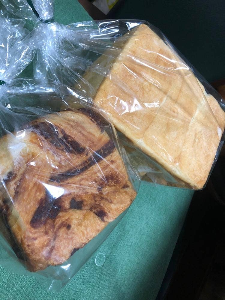 NBI ベイカーズ 工場直売店