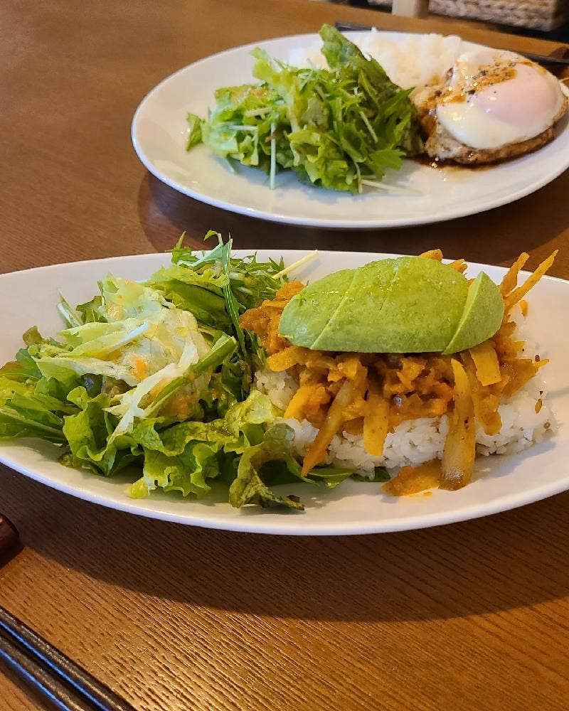 ORIENTAL HERBS 創作料理と薬酒 TradGras