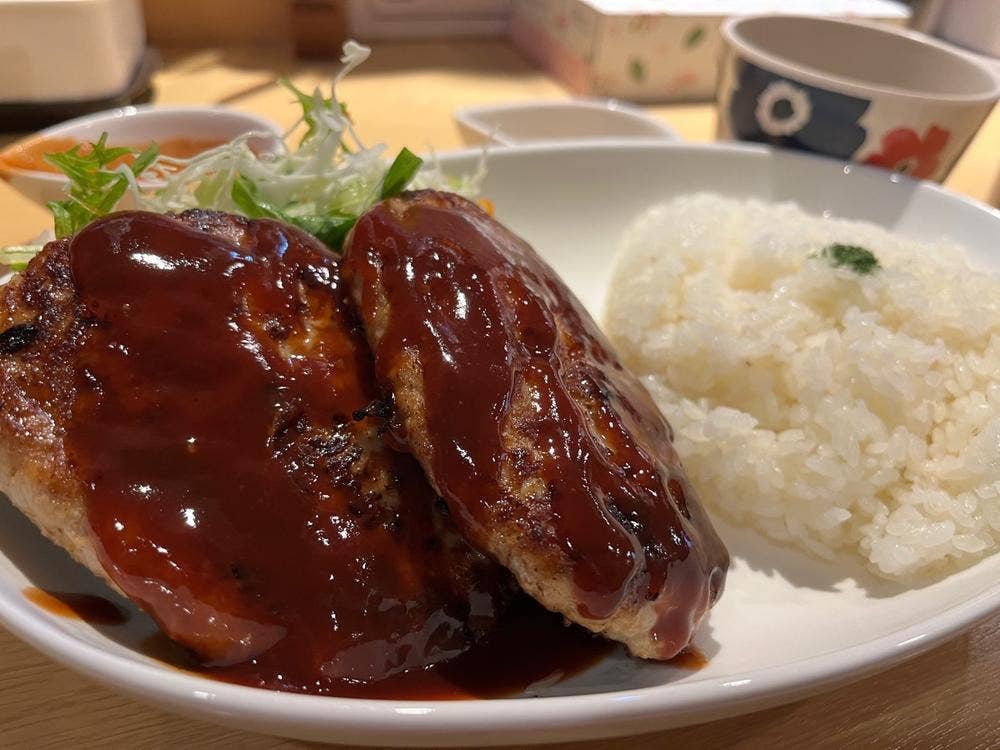 ￥500バーグ食堂