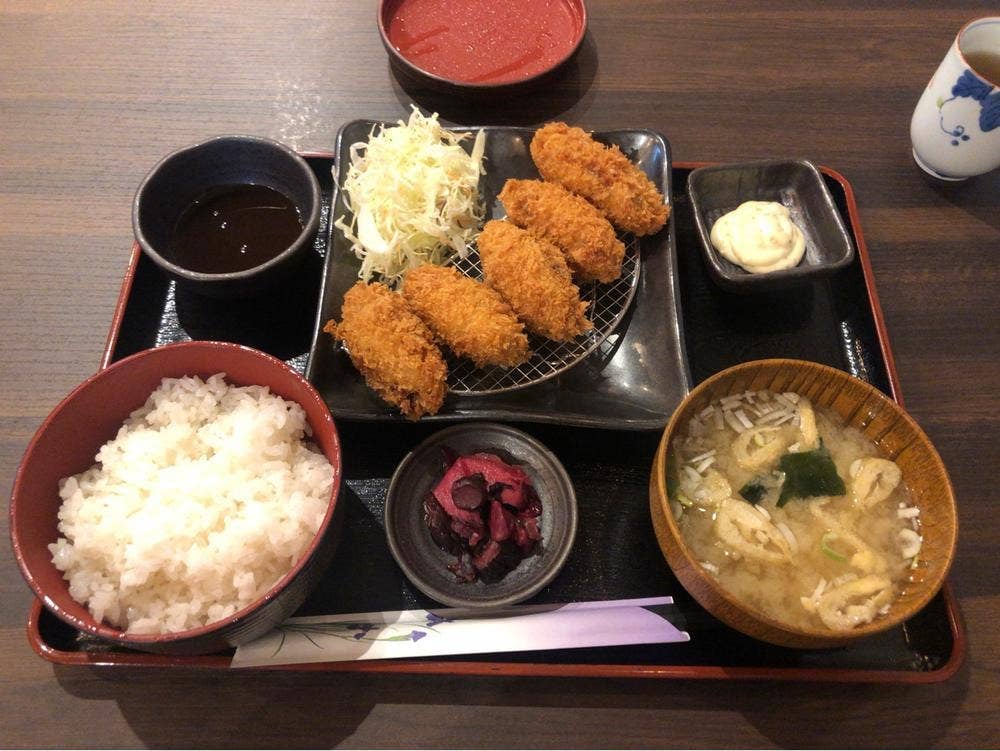 炭火焼専門店 三代目