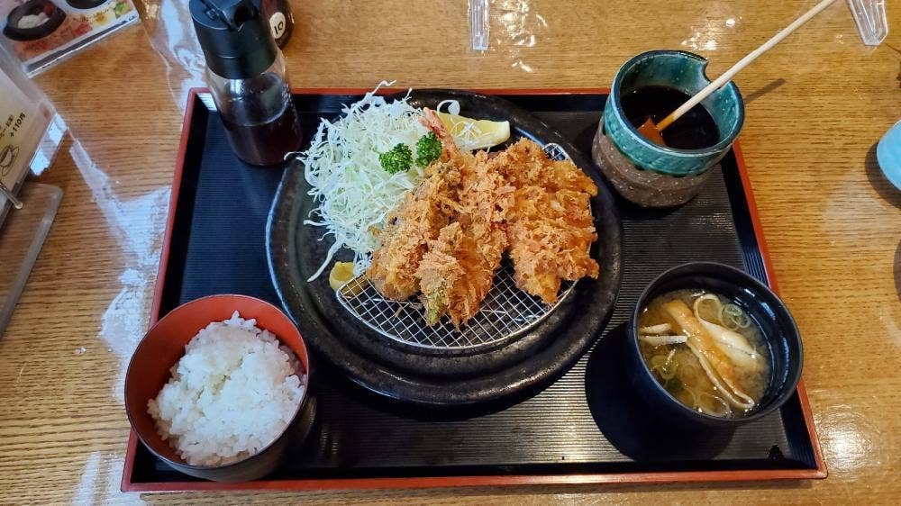 お食事処あやの 上野原本店