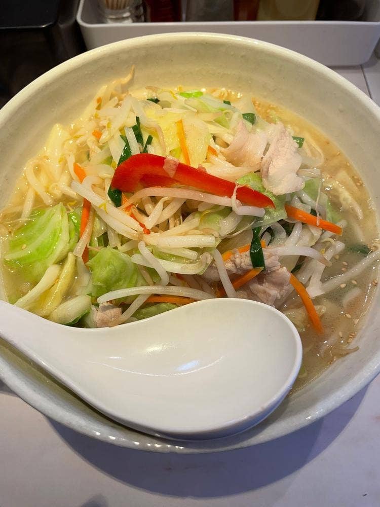 大八 湯麺