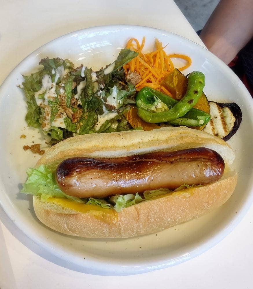 RISE & WIN Brewing Co. BBQ & General Store