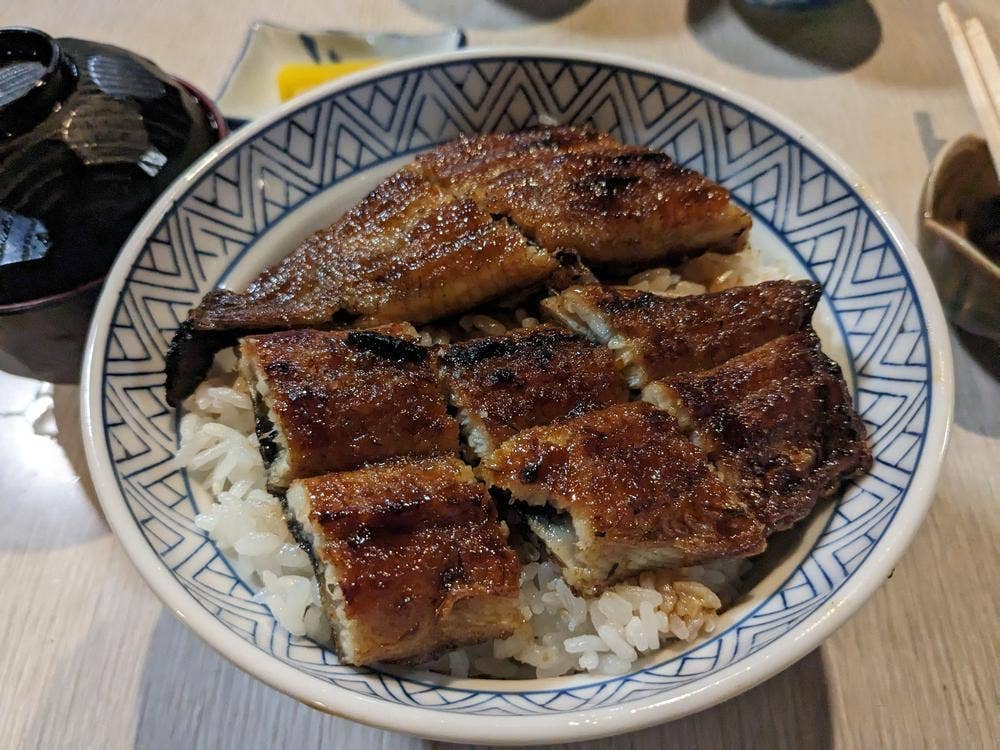 丸万うなぎ食堂