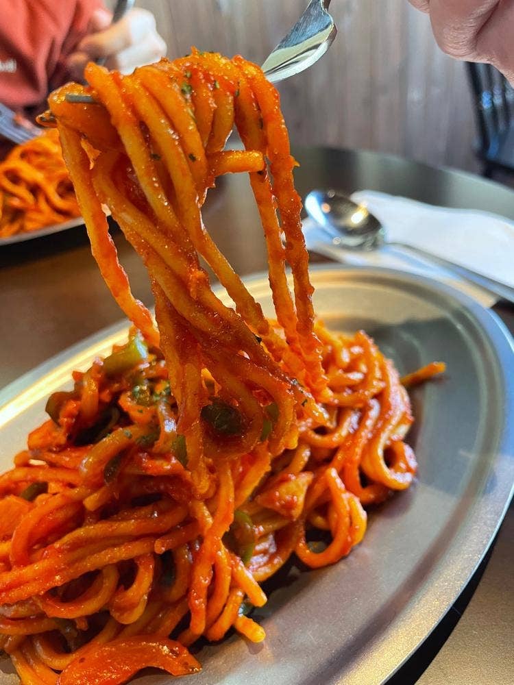 ナポリタン専門店 always