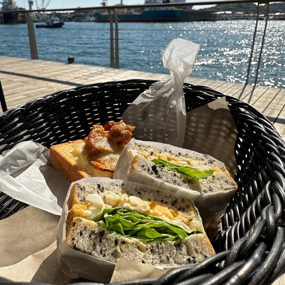 ブッチベーカリー ONOMICHI U2